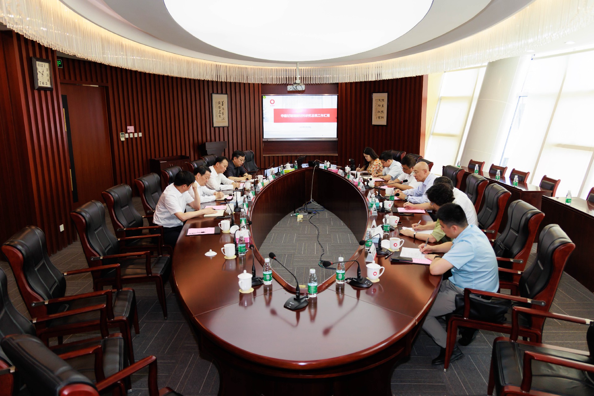 1692254502219689.jpg 1692254502219689.jpg